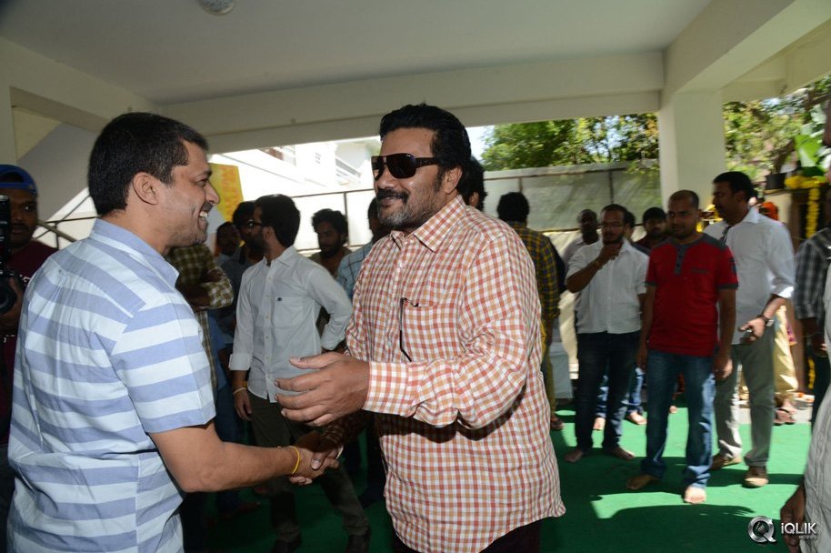 Supreme-Movie-Opening